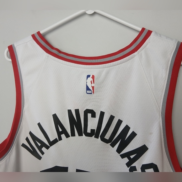 NIKE Jonas Valanciunas Toronto Raptors #17 Men Jersey Size XL NBA - Picture 6 of 11